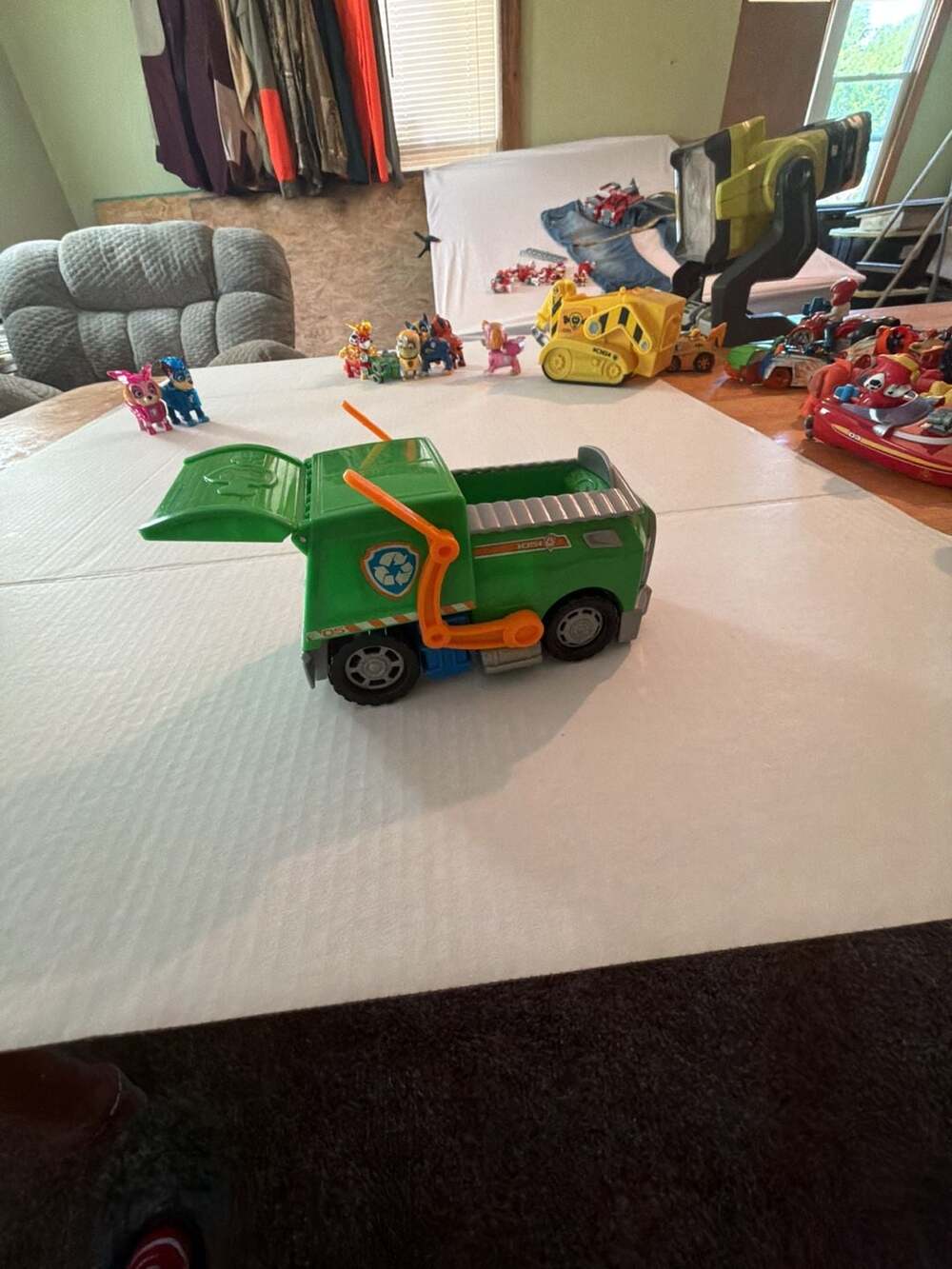 Paw Patrol Rocky's Recycling Truck Toy Vehicle and actin figure